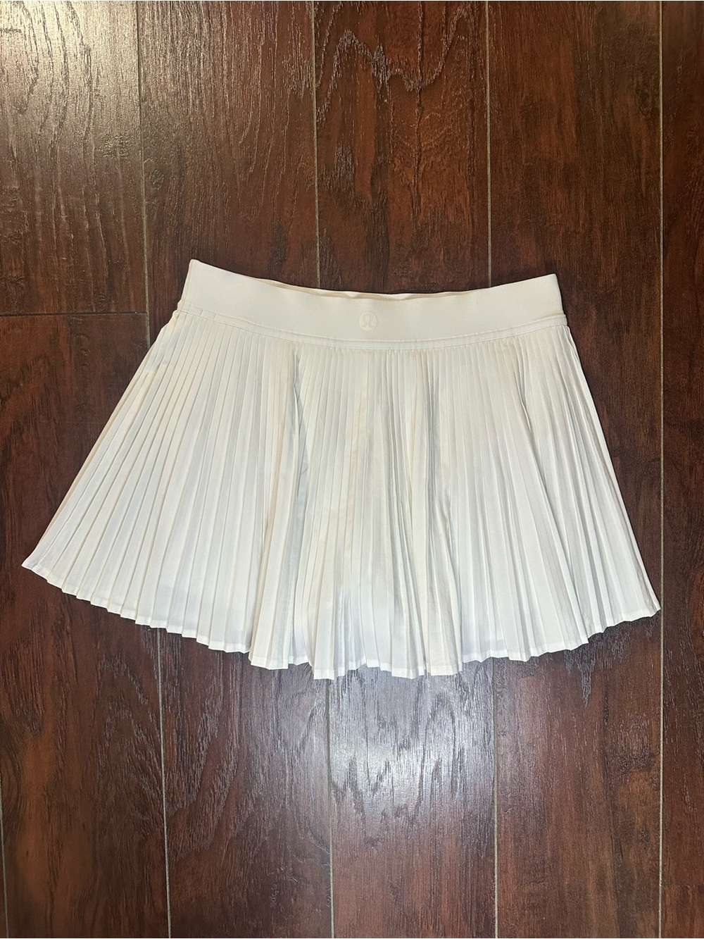 Lululemon Varsity Size 6 High-Rise Pleated Tennis Skirt White